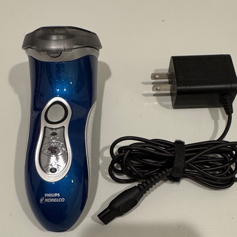 Philips Norelco Electric Shaver with Charger - Blue and Silver